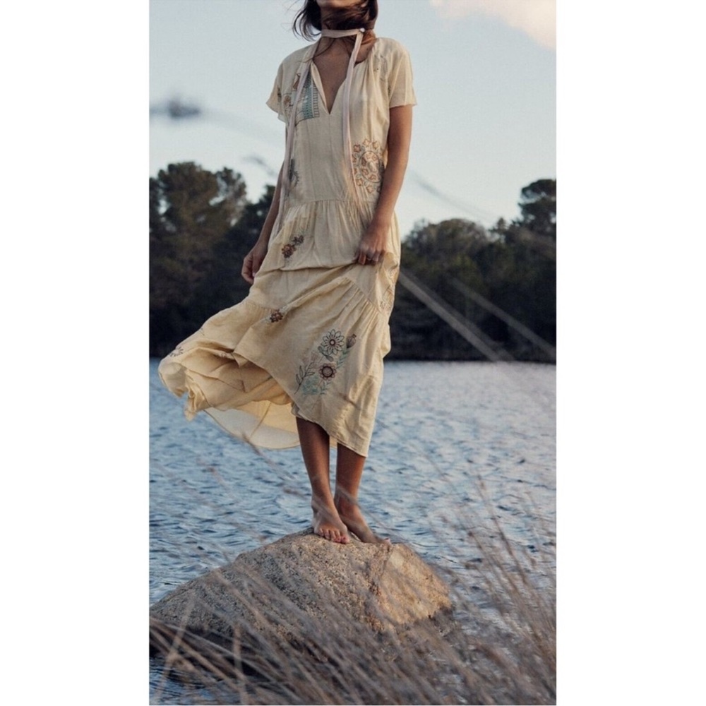 NWT ZARA Limited Edition Sand Embroidered Dress